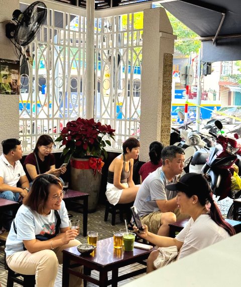 C&agrave; ph&ecirc; Long ở Đ&agrave; Nẵng.
