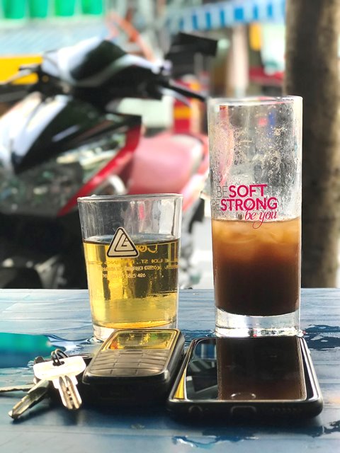 C&agrave; ph&ecirc; Long ở Đ&agrave; Nẵng.
