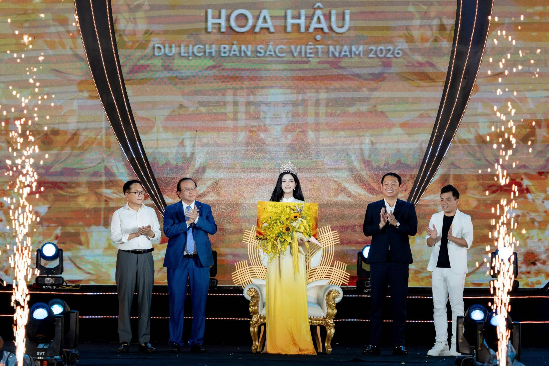 Vũ Thị Thảo đăng quang Hoa hậu Du lịch Bản sắc Việt Nam 2026