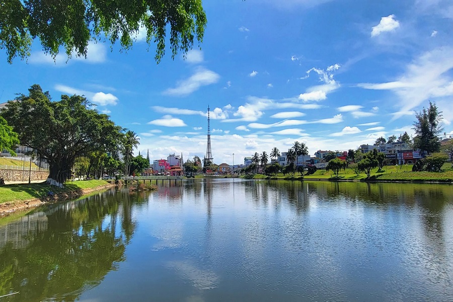 Buổi sáng yên bình góc đô thị Bảo Lộc. Buổi sáng yên bình góc đô thị Bảo Lộc.