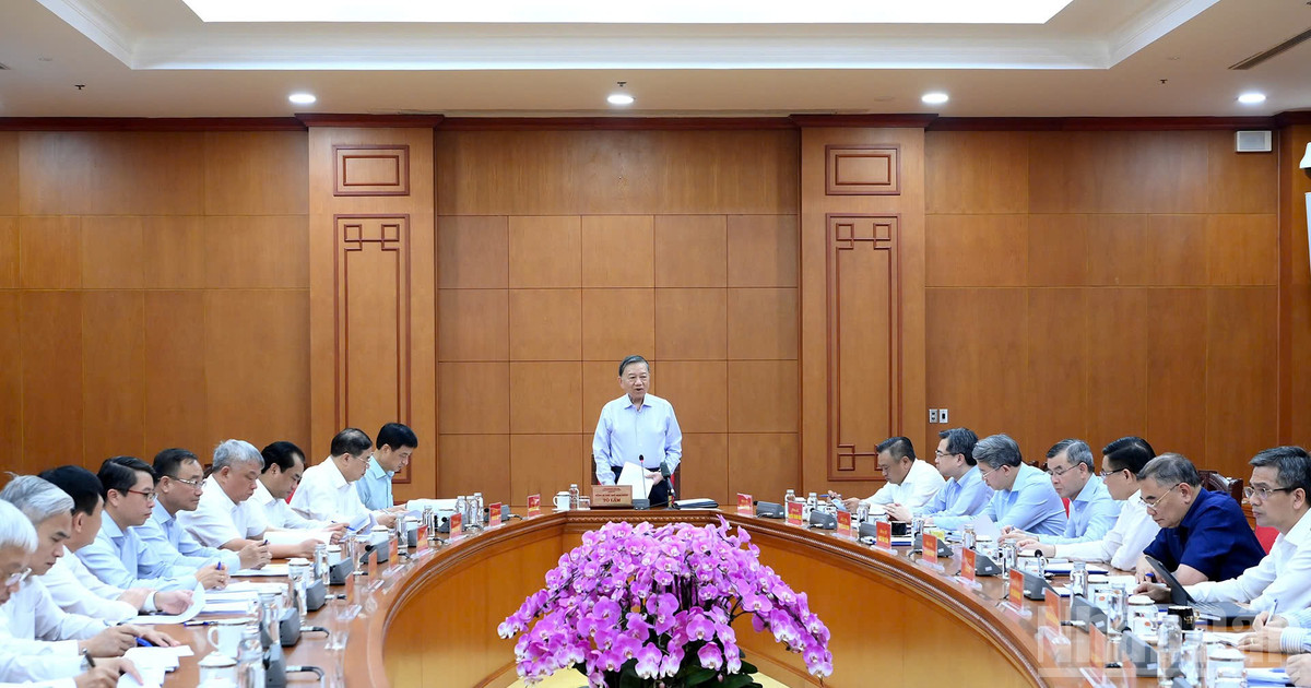 Cơ cấu lại Tập đoàn Công nghiệp Than - Khoáng sản Việt Nam theo hướng thực chất, có trọng tâm