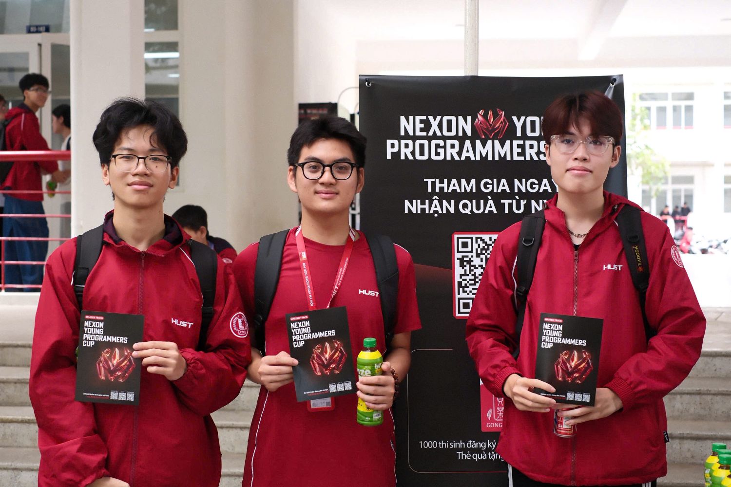 Sinh viên Đại học Bách khoa Hà Nội đăng ký tham dự cuộc thi Sinh viên Đại học Bách khoa Hà Nội đăng ký tham dự cuộc thi