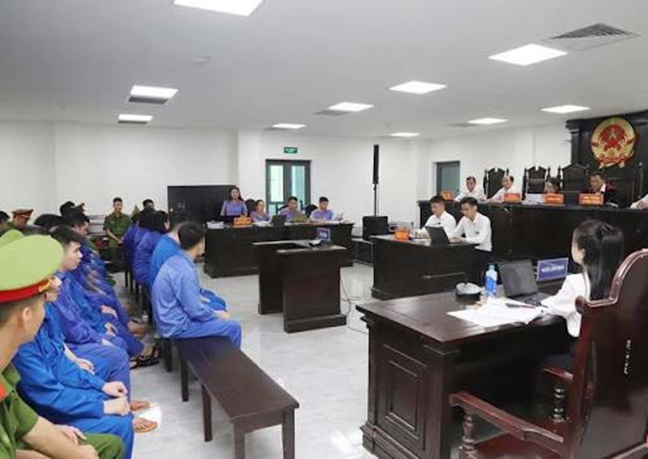 Từ 1/8, không được mang điện thoại, máy tính và đồng hồ thông minh vào phiên tòa