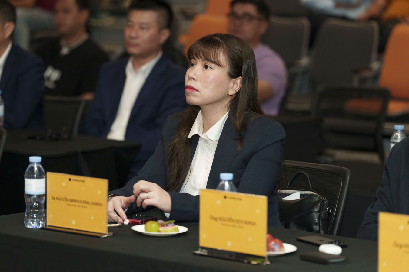 B&agrave; Nguyễn Minh Hương, Tổng Gi&aacute;m đốc SCEX