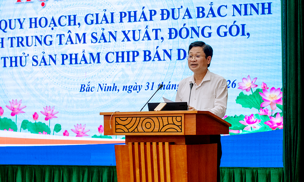 Cục trưởng Cục Công nghiệp công nghệ thông tin Nguyễn Khắc Lịch phát biểu tại hội thảo. Cục trưởng Cục Công nghiệp công nghệ thông tin Nguyễn Khắc Lịch phát biểu tại hội thảo.