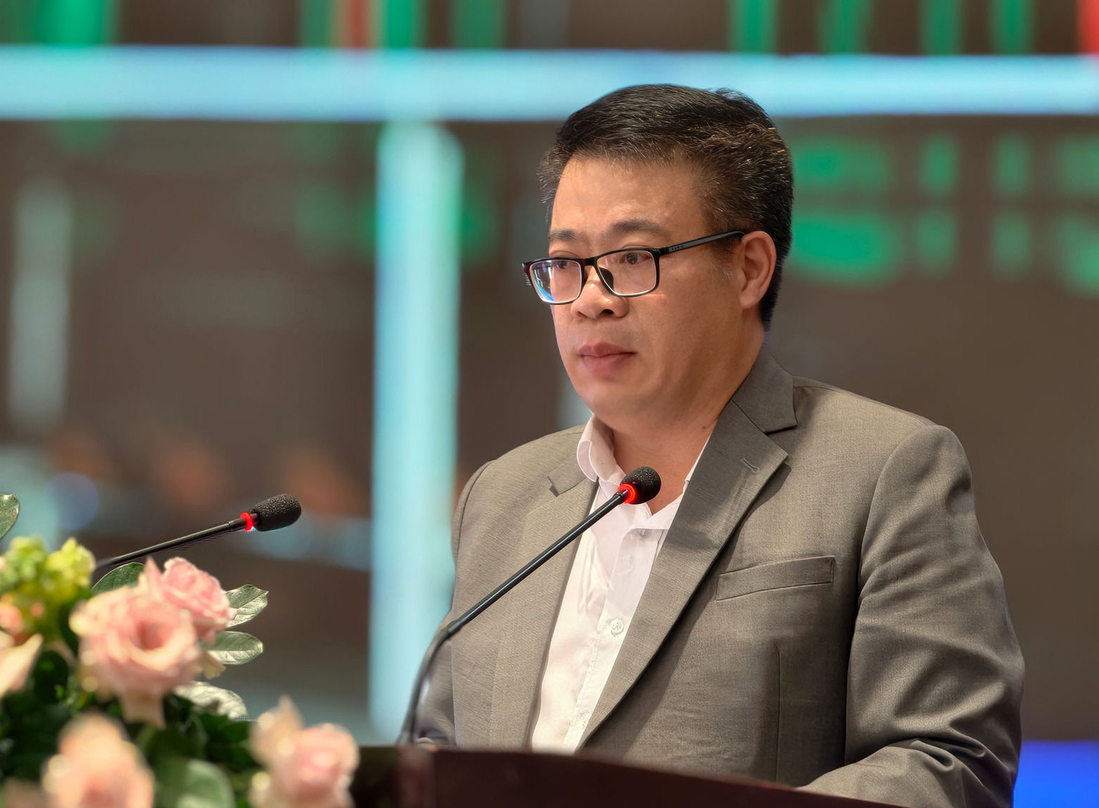 Ông Nguyễn Ngọc Phúc, Tỉnh ủy viên, Phó Chủ tịch UBND tỉnh Lâm Đồng phát biểu tại hội thảo. Ông Nguyễn Ngọc Phúc, Tỉnh ủy viên, Phó Chủ tịch UBND tỉnh Lâm Đồng phát biểu tại hội thảo.