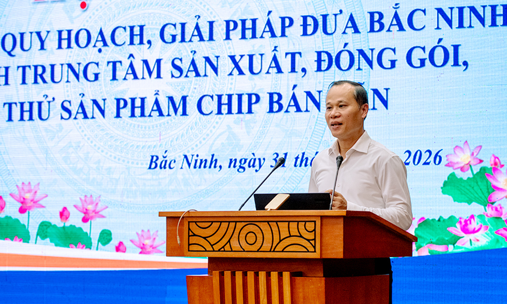 Phó Chủ tịch Thường trực UBND tỉnh Mai Sơn phát biểu chào mừng hội thảo. Phó Chủ tịch Thường trực UBND tỉnh Mai Sơn phát biểu chào mừng hội thảo.
