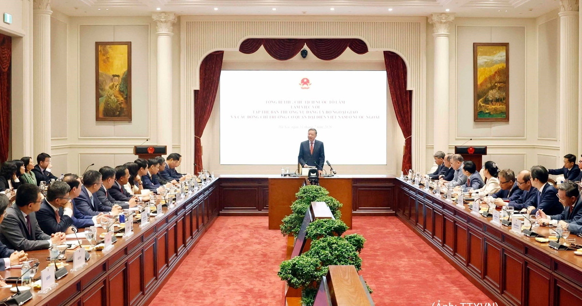 Tổng Bí thư, Chủ tịch nước Tô Lâm: Xác định ngoại giao phục vụ phát triển là trung tâm