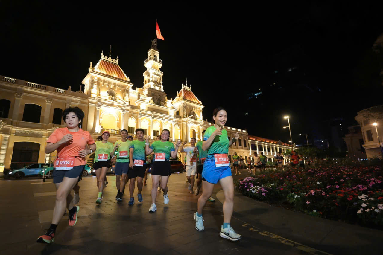 10.500 runner cảm nhận “nhịp điệu Thành phố” qua mỗi bước chạy tại VPBank Ho Chi Minh City Music Half Marathon 2026 10.500 runner cảm nhận “nhịp điệu Thành phố” qua mỗi bước chạy tại VPBank Ho Chi Minh City Music Half Marathon 2026