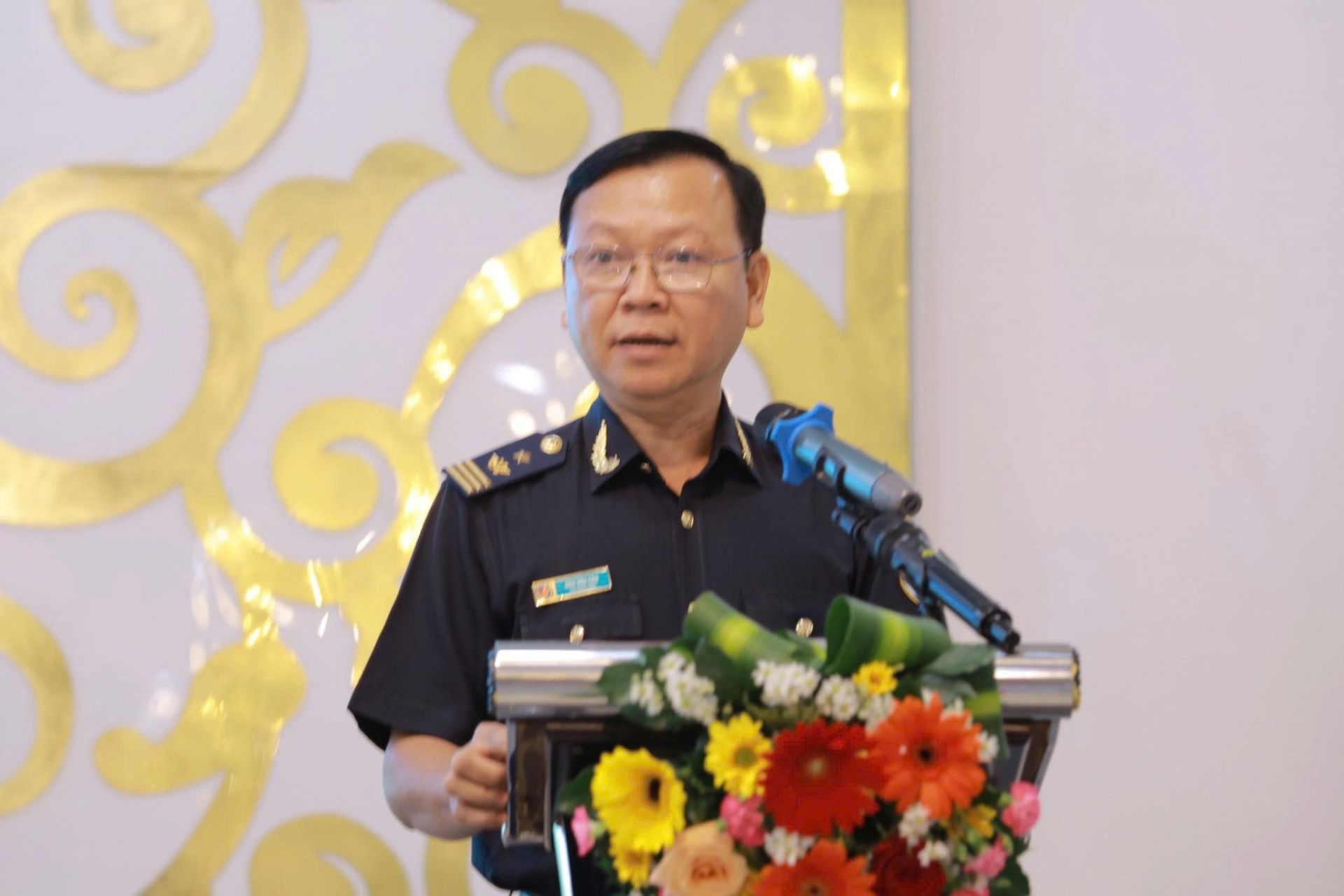 Ông Đào Hữu Cần, Phó Chi cục trưởng Chi cục Hải quan khu vực XIX thông tin tại Hội nghị. Ảnh: TH Ông Đào Hữu Cần, Phó Chi cục trưởng Chi cục Hải quan khu vực XIX thông tin tại Hội nghị. Ảnh: TH