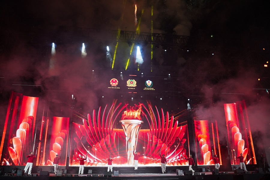 Sports Festival 2026 do Hiệp hội Thể thao Công an nhân dân Việt Nam (Bộ Công an) phối hợp với UBND tỉnh Lâm Đồng và NovaGroup tổ chức. Sports Festival 2026 do Hiệp hội Thể thao Công an nhân dân Việt Nam (Bộ Công an) phối hợp với UBND tỉnh Lâm Đồng và NovaGroup tổ chức.