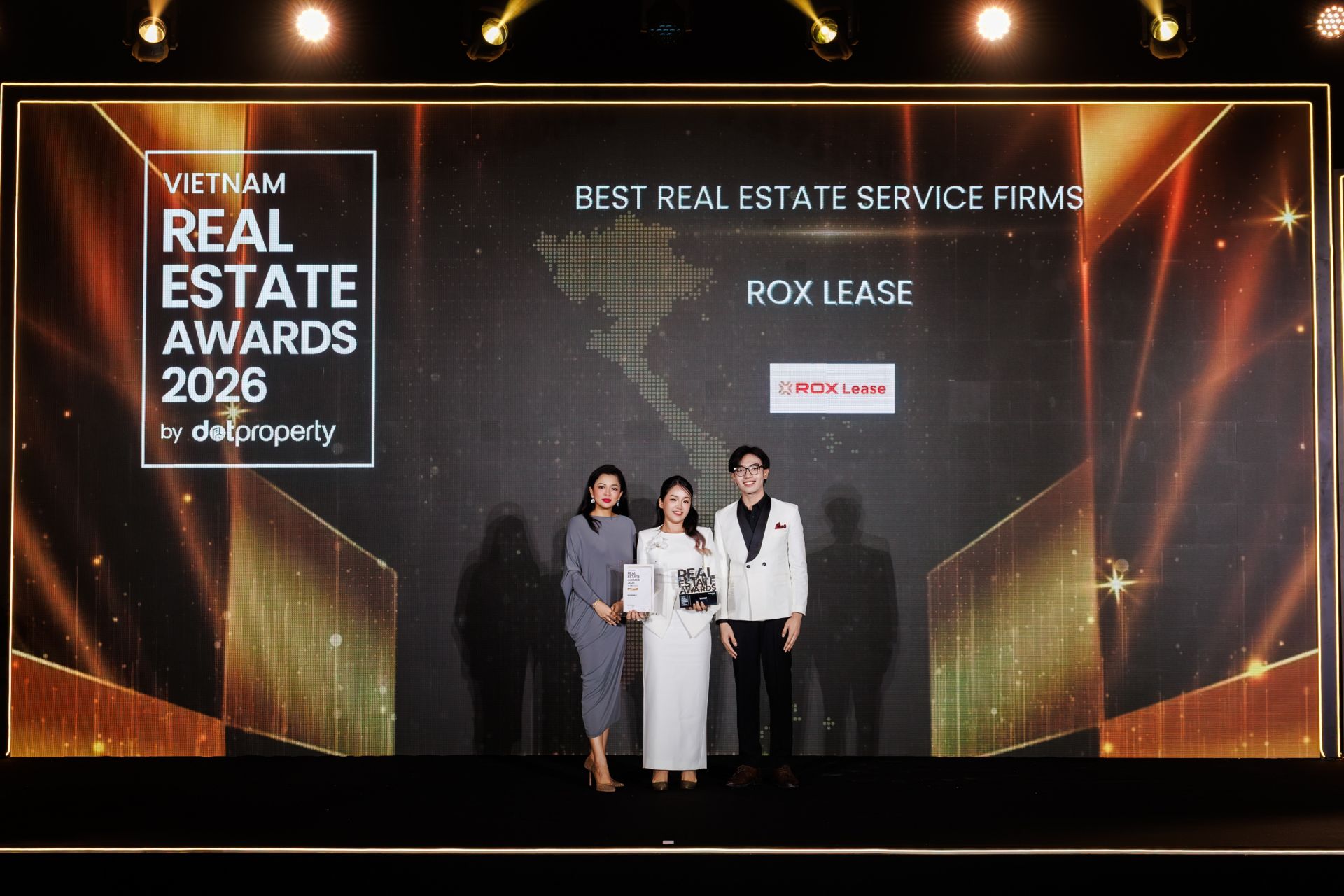 ROX Lease được vinh danh tại DOT Property Vietnam Awards 2026 ở hạng mục 'Công ty dịch vụ Bất động sản tốt nhất Việt Nam’