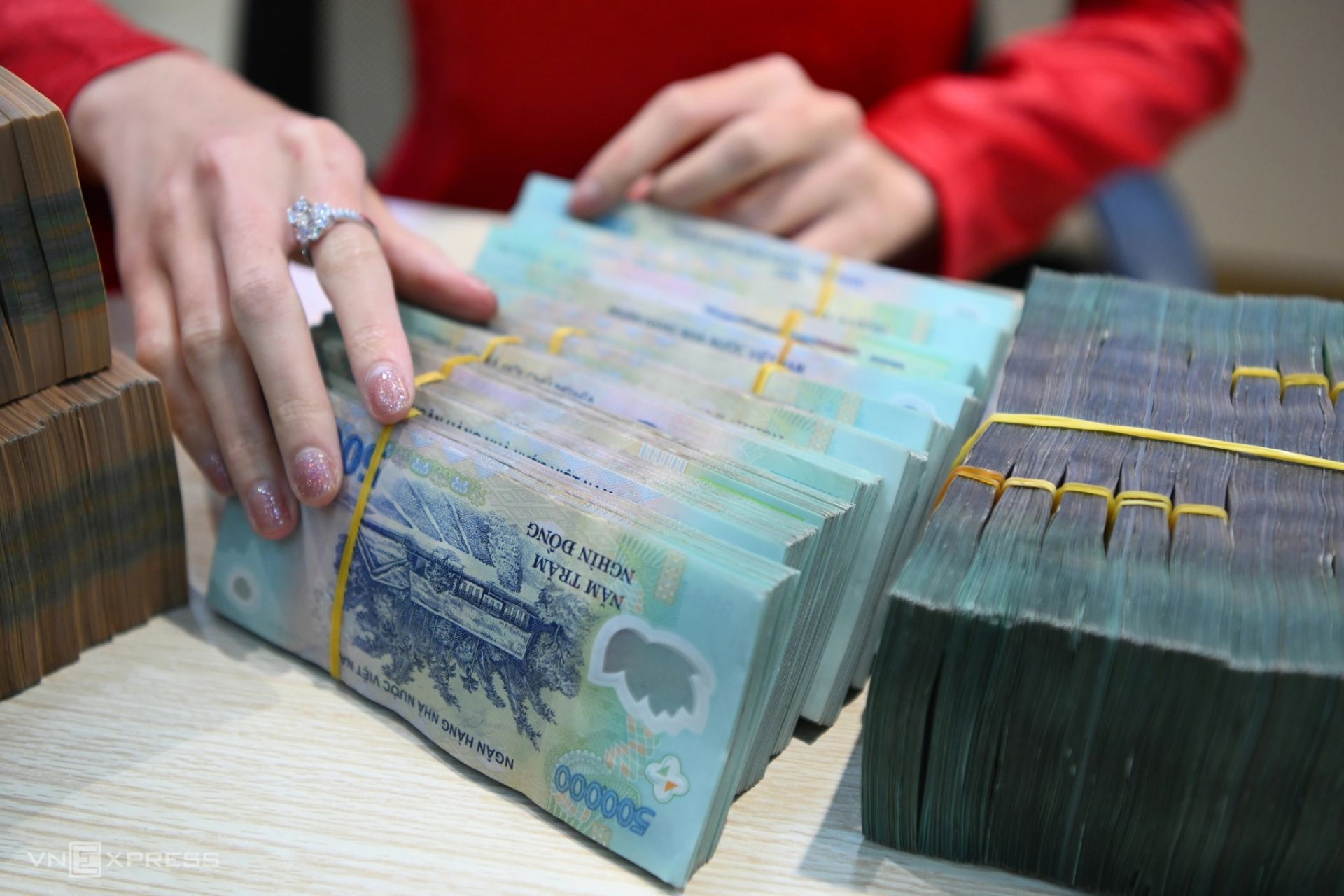 Ngân hàng đẩy mạnh phát hành chứng chỉ tiền gửi