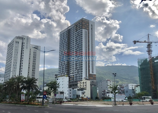 To&agrave;n cảnh khu đất &ldquo;v&agrave;ng&rdquo; K200 nh&igrave;n từ ng&atilde; ba An Dương Vương &ndash; Nguyễn Trung T&iacute;n, phường Quy Nhơn Nam, tỉnh Gia Lai. ảnh: Viết Hiền