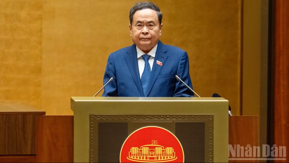 Chủ tịch Quốc hội Trần Thanh Mẫn phát biểu khai mạc Kỳ họp không thường lệ thứ nhất, Quốc hội khóa XVI. (Ảnh: DUY LINH) Chủ tịch Quốc hội Trần Thanh Mẫn phát biểu khai mạc Kỳ họp không thường lệ thứ nhất, Quốc hội khóa XVI. (Ảnh: DUY LINH)