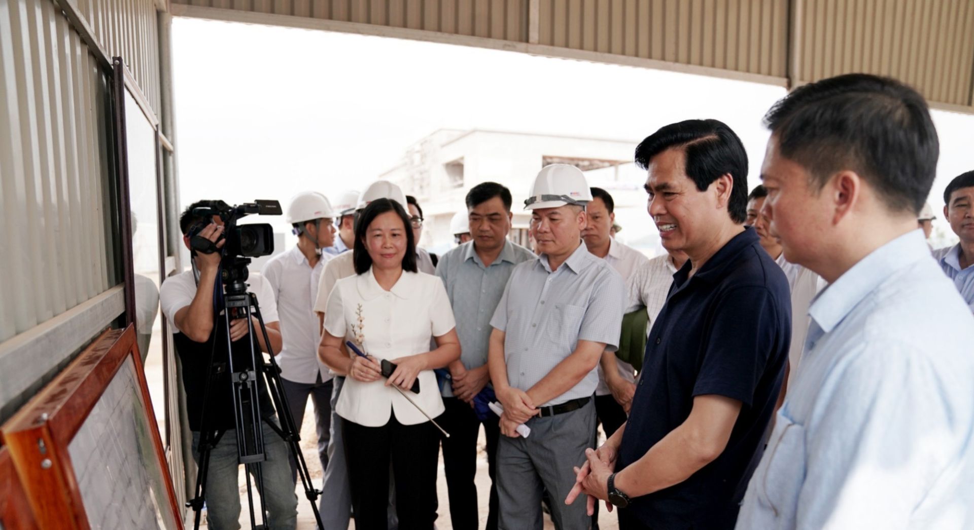 L&atilde;nh đạo tỉnh Lạng Sơn kiểm tra thực tế tiến độ triển khai đầu tư x&acirc;y dựng Khu c&ocirc;ng nghiệp VSIP Lạng Sơn