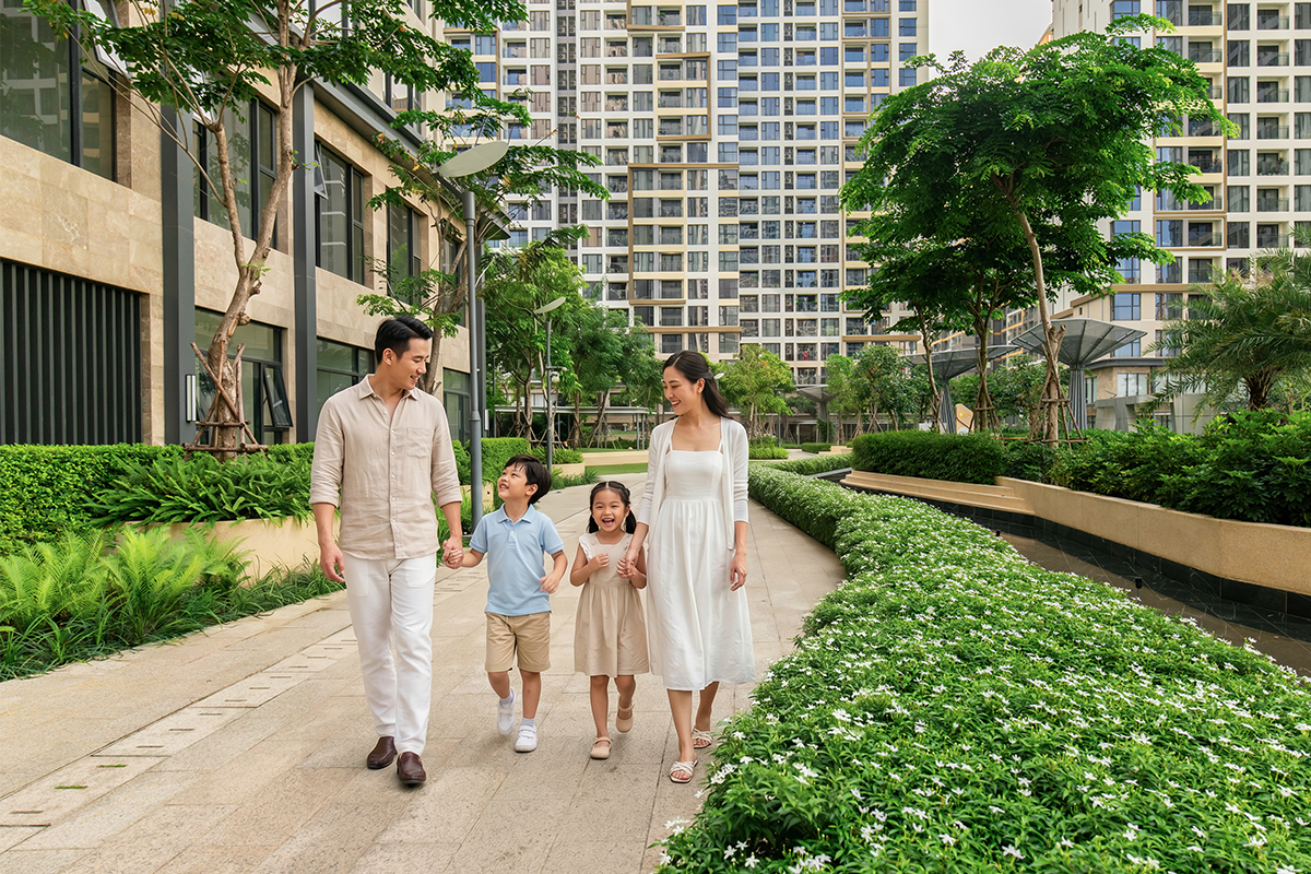 Điều Masterise Homes hướng tới không chỉ là hỗ trợ khách hàng tiếp cận bất động sản chất lượng, mà còn đồng hành để mỗi quyết định sở hữu được xây dựng trên nền tảng an tâm và bền vững. Điều Masterise Homes hướng tới không chỉ là hỗ trợ khách hàng tiếp cận bất động sản chất lượng, mà còn đồng hành để mỗi quyết định sở hữu được xây dựng trên nền tảng an tâm và bền vững.