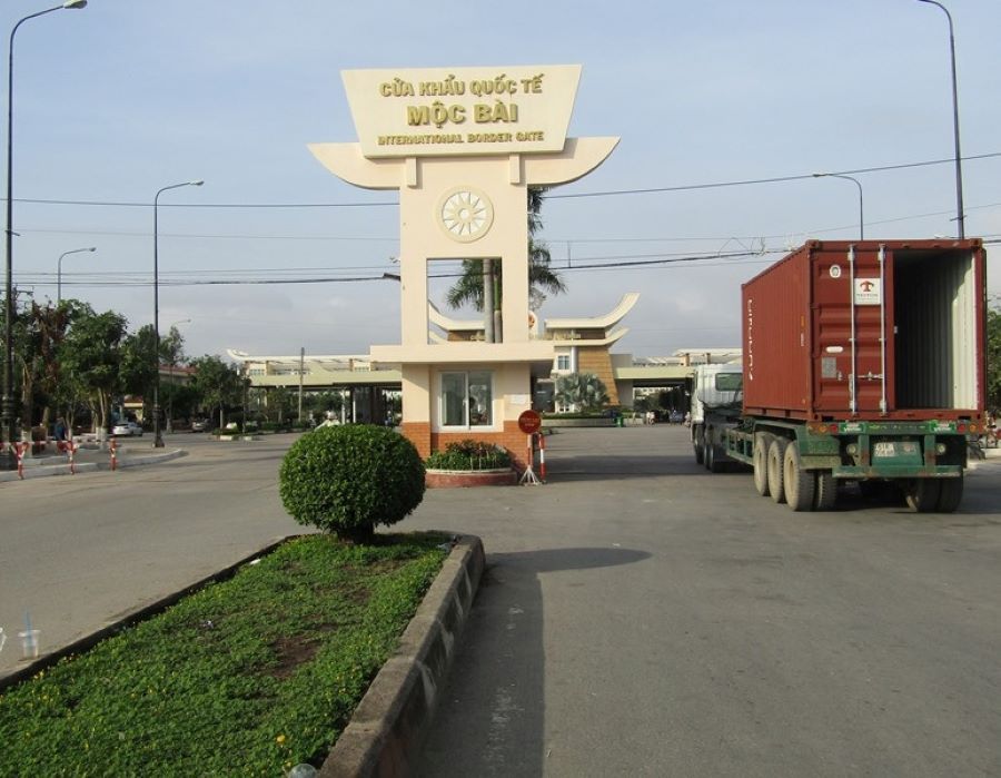 Cửa khẩu quốc tế Mộc Bài giữ vai trò kết nối giao thương với Campuchia Cửa khẩu quốc tế Mộc Bài giữ vai trò kết nối giao thương với Campuchia