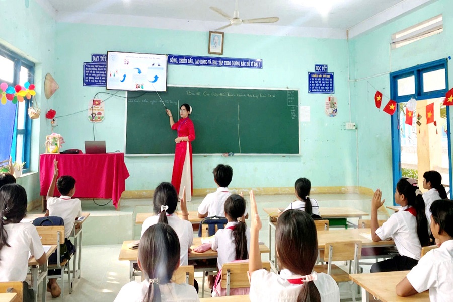 Ứng dụng chuyển đổi số trong dạy và học. (Ảnh: Thanh Thủy) Ứng dụng chuyển đổi số trong dạy và học. (Ảnh: Thanh Thủy)