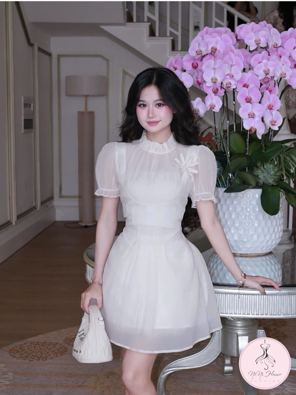 Hình ảnh thiết kế đầm của Nini House với phom dáng thanh lịch Hình ảnh thiết kế đầm của Nini House với phom dáng thanh lịch