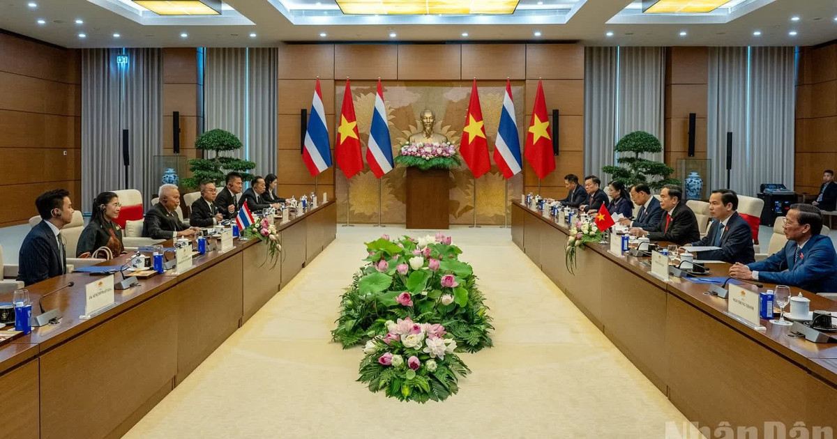 Quang cảnh hội đàm giữa Chủ tịch Quốc hội Trần Thanh Mẫn và Chủ tịch Quốc hội kiêm Chủ tịch Hạ viện Vương quốc Thái Lan Sophon Zaram. (Ảnh: THỦY NGUYÊN) Quang cảnh hội đàm giữa Chủ tịch Quốc hội Trần Thanh Mẫn và Chủ tịch Quốc hội kiêm Chủ tịch Hạ viện Vương quốc Thái Lan Sophon Zaram. (Ảnh: THỦY NGUYÊN)
