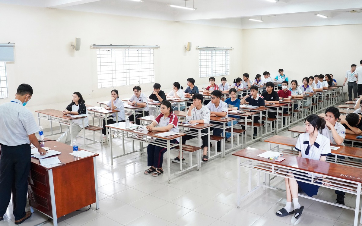 Thủ tướng chỉ thị giảm áp lực thi cử, tăng cường phòng chống gian lận trong các kỳ thi Thủ tướng chỉ thị giảm áp lực thi cử, tăng cường phòng chống gian lận trong các kỳ thi