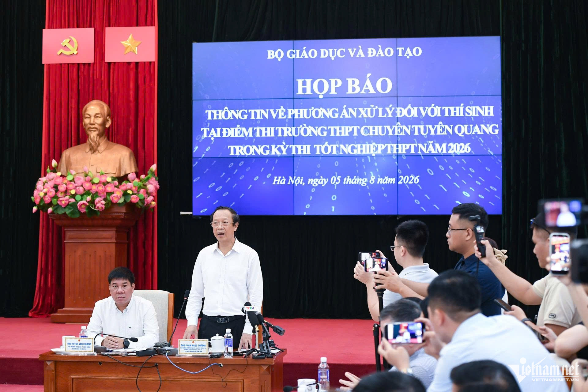 Bộ GD-ĐT tổ chức họp báo sáng 5/8. Ảnh: Thạch Thảo Bộ GD-ĐT tổ chức họp báo sáng 5/8. Ảnh: Thạch Thảo