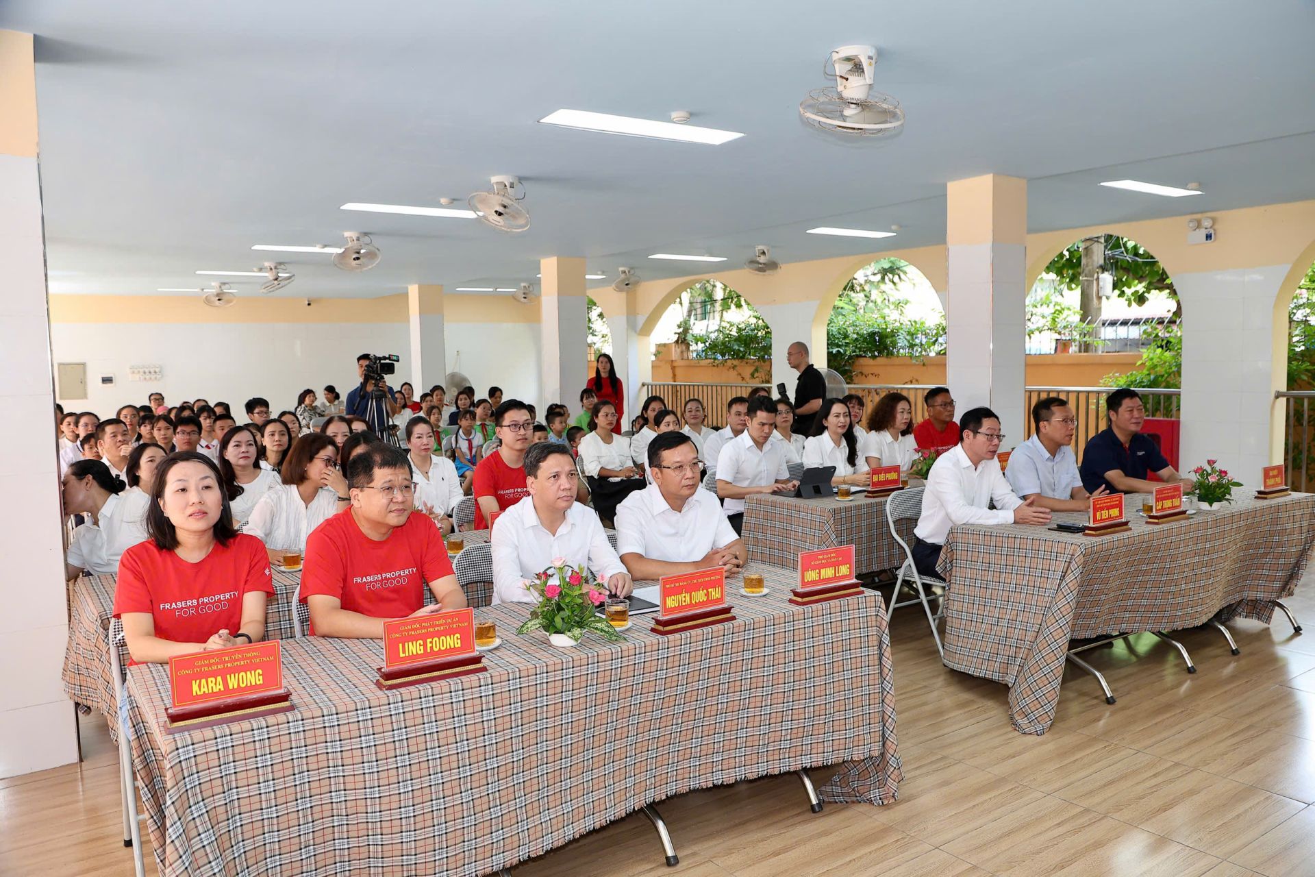 Đại biểu dự Hội nghị. Đại biểu dự Hội nghị.
