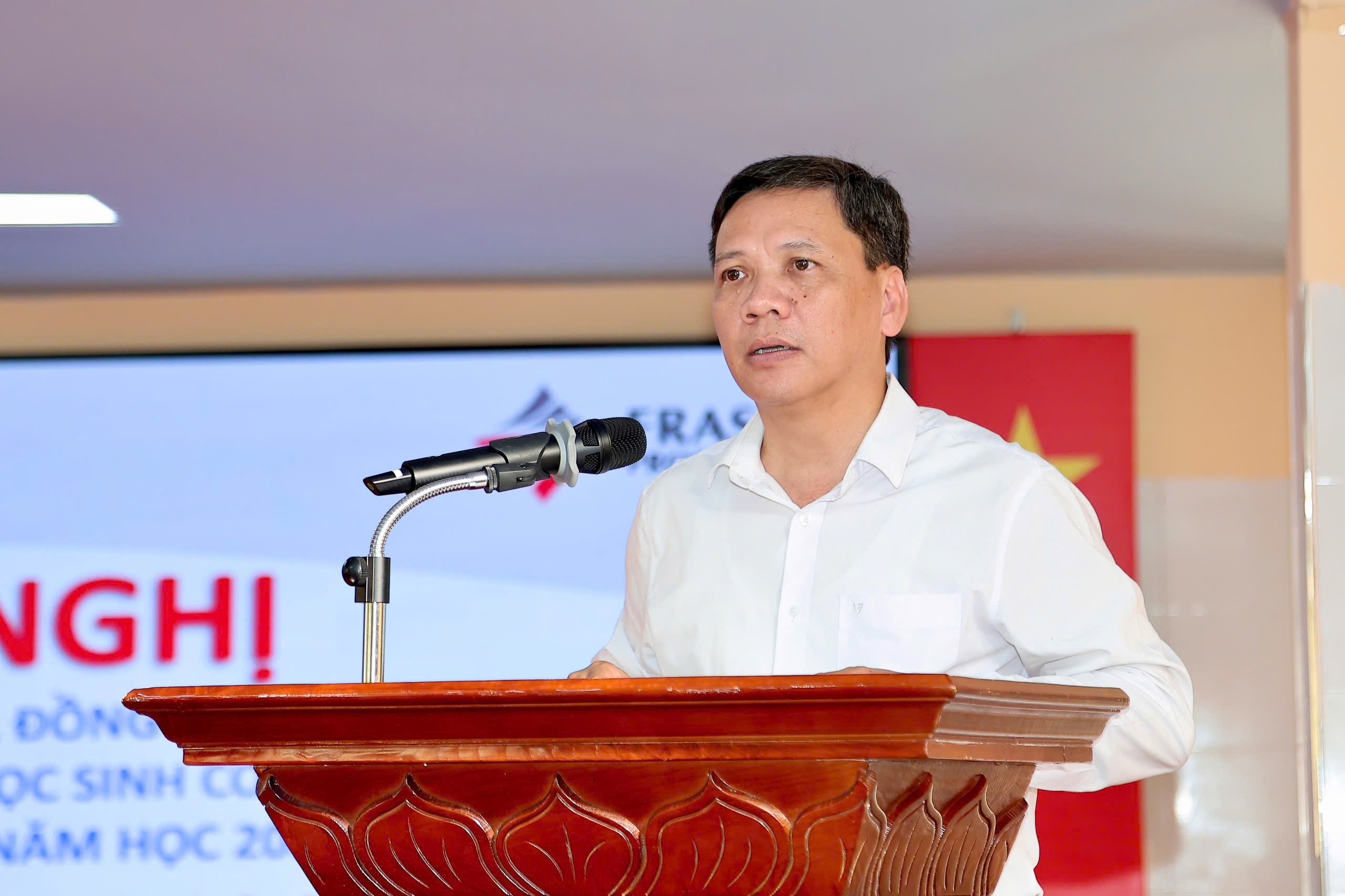 Chủ tịch UBND phường Ngô Quyền Nguyễn Quốc Thái phát biểu tại Hội nghị. Chủ tịch UBND phường Ngô Quyền Nguyễn Quốc Thái phát biểu tại Hội nghị.
