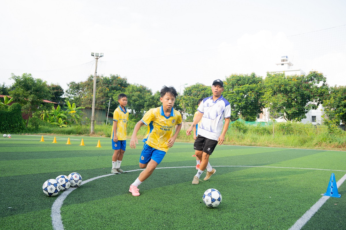 H&agrave; Nội FC khai trương Trung t&acirc;m B&oacute;ng đ&aacute; Cộng đồng hồi th&aacute;ng 7/2026.