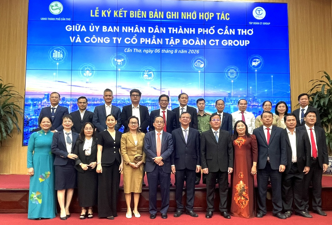 Lễ ký kết Biên bản ghi nhớ hợp tác giữa UBND TP. Cần Thơ và Tập đoàn CT Group Lễ ký kết Biên bản ghi nhớ hợp tác giữa UBND TP. Cần Thơ và Tập đoàn CT Group