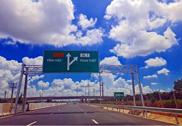 Cao tốc Vĩnh Hảo – Phan Thiết. Ảnh Võ Tùng Cao tốc Vĩnh Hảo – Phan Thiết. Ảnh Võ Tùng