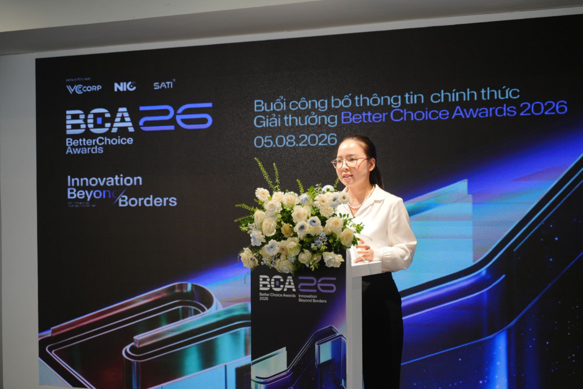 B&agrave; Kim Ngọc Thanh Nga, Ph&oacute; Gi&aacute;m đốc Trung t&acirc;m Đổi mới s&aacute;ng tạo Quốc gia ph&aacute;t biểu tại buổi c&ocirc;ng bố. (Ảnh: baotintuc.vn)