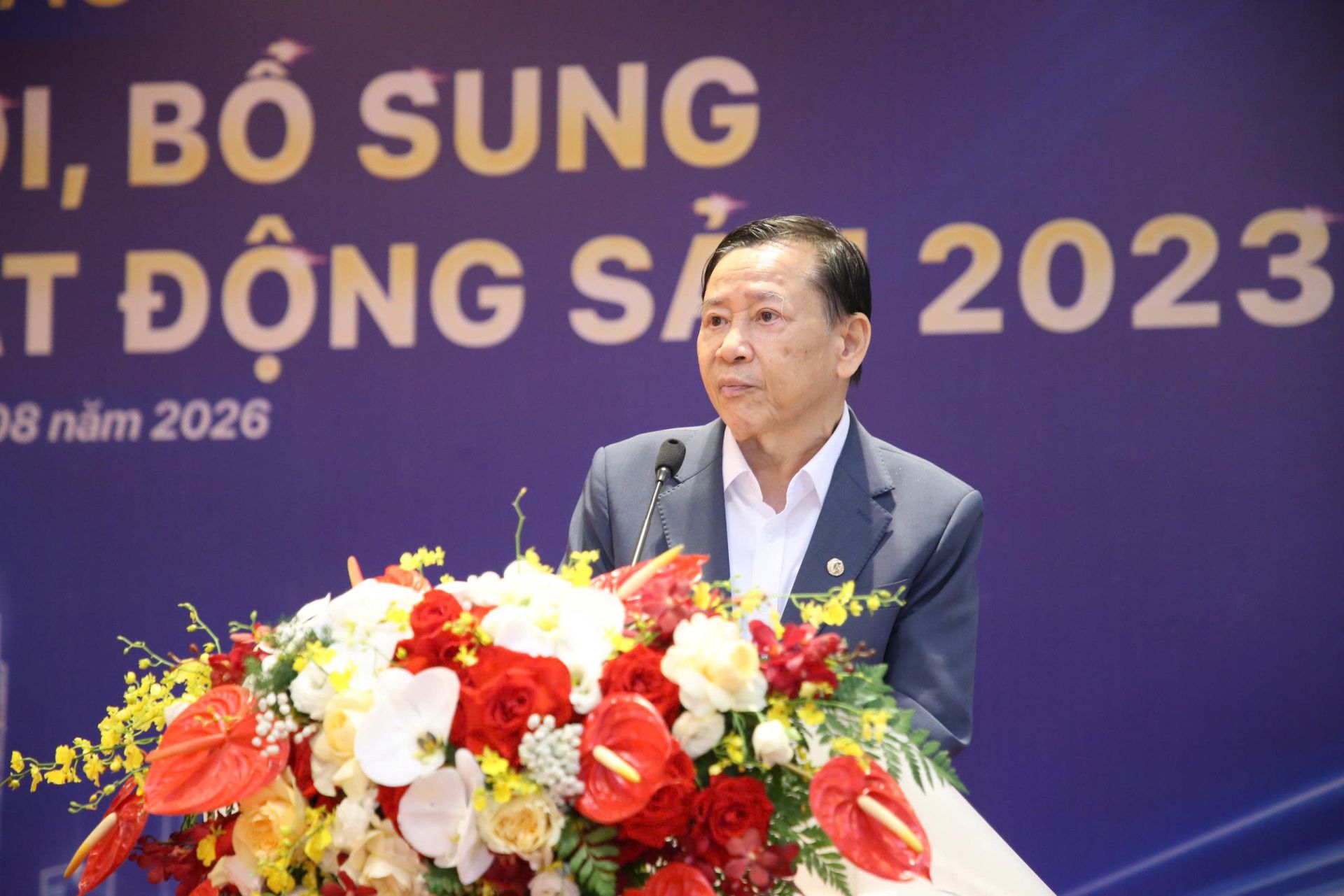 Chủ tịch Hiệp hội Bất động sản Việt Nam Nguyễn Văn Khôi phát biểu tại Chủ tịch Hiệp hội Bất động sản Việt Nam Nguyễn Văn Khôi phát biểu tại