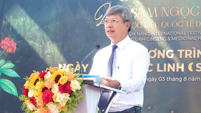 Ph&oacute; Chủ tịch UBND TP. Đ&agrave; Nẵng Hồ Quang Bửu ph&aacute;t biểu chỉ đạo tại chương tr&igrave;nh.