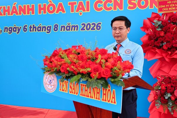 &Ocirc;ng Phạm Thanh Phong - Gi&aacute;m đốc Ban Quản l&yacute; CCN S&ocirc;ng Cầu ph&aacute;t biểu tại Lễ khai trương