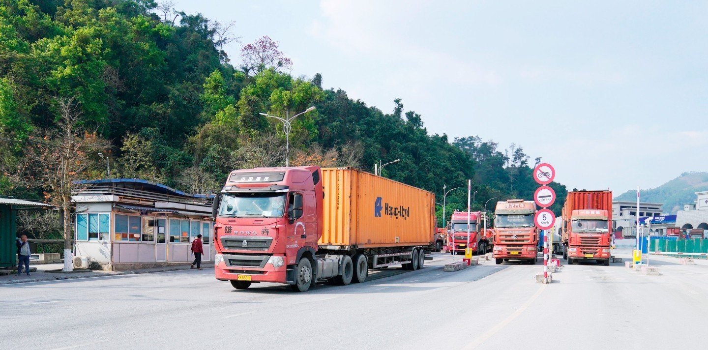Kinh tế cửa khẩu tiếp tục l&agrave; điểm s&aacute;ng, đ&oacute;ng g&oacute;p t&iacute;ch cực v&agrave;o sự ph&aacute;t triển của tỉnh Lạng Sơn