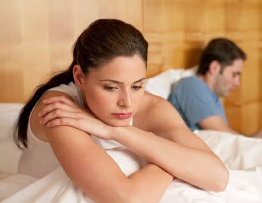 Suy giảm nội tiết tố khiến c&aacute;c chị em suy giảm ham muốn