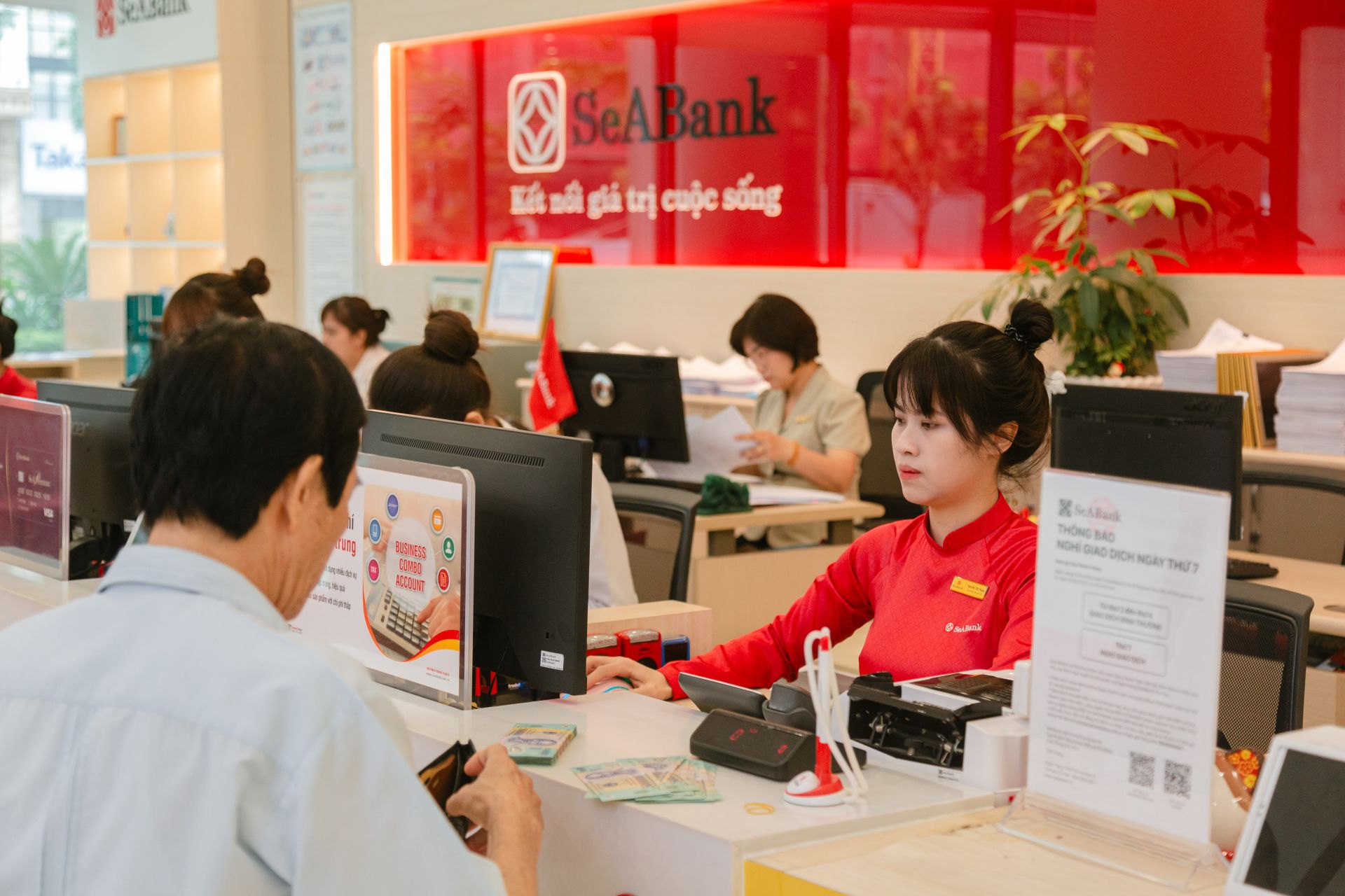 SeABank không ngừng củng cố nền tảng tài chính và quản trị rủi ro vững chắc SeABank không ngừng củng cố nền tảng tài chính và quản trị rủi ro vững chắc