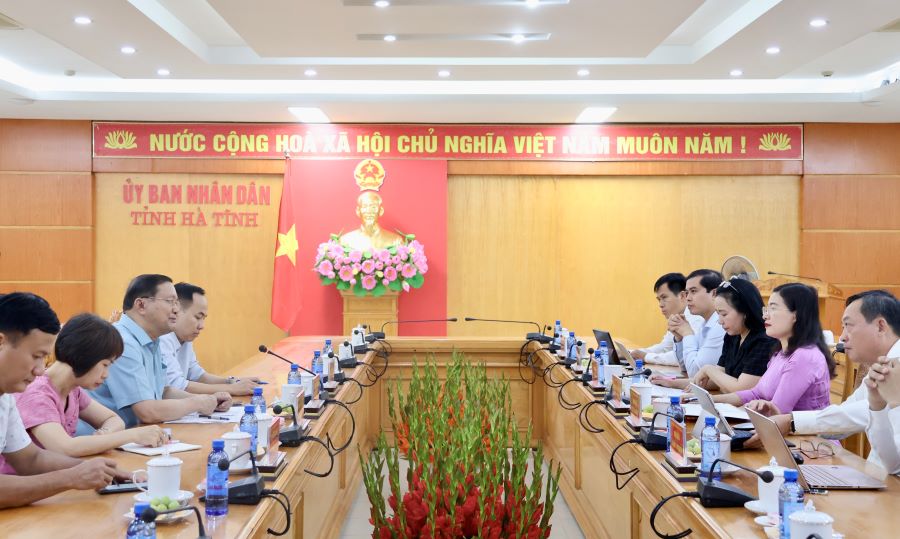 Toàn cảnh buổi làm việc Toàn cảnh buổi làm việc