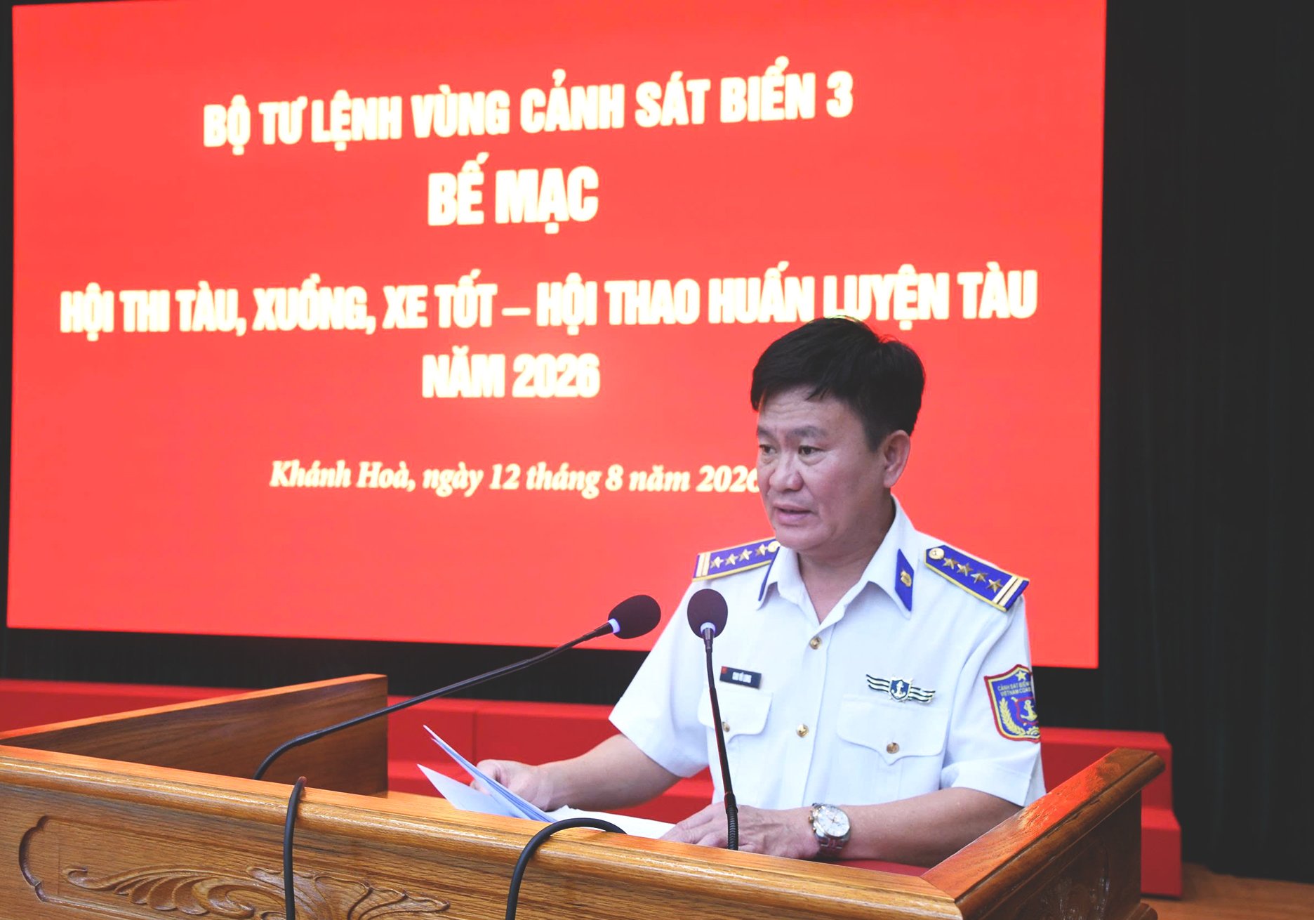 Đại tá Cao Vũ Long, Phó Tư lệnh, Tham mưu trưởng BTL Vùng Cảnh sát biển 3 phát biểu bế mạc Hội thi tàu, xuồng, xe tốt - Hội thao huấn luyện tàu năm 2026. Đại tá Cao Vũ Long, Phó Tư lệnh, Tham mưu trưởng BTL Vùng Cảnh sát biển 3 phát biểu bế mạc Hội thi tàu, xuồng, xe tốt - Hội thao huấn luyện tàu năm 2026.