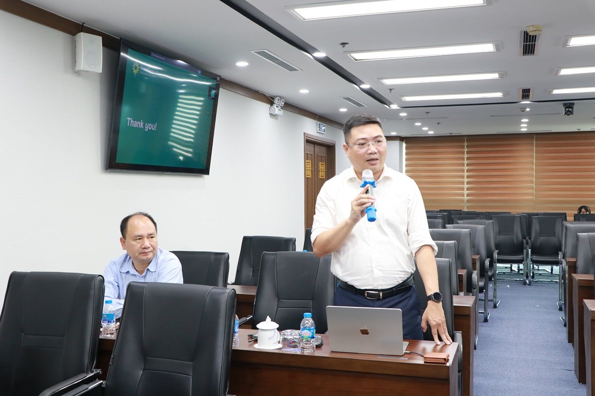 EVNNPC ch&uacute; trọng ph&aacute;t hiện, lan tỏa v&agrave; nh&acirc;n rộng c&aacute;c s&aacute;ng kiến, giải ph&aacute;p xuất ph&aacute;t từ thực tiễn, qua đ&oacute; th&uacute;c đẩy tinh thần đổi mới s&aacute;ng tạo trong to&agrave;n Tổng c&ocirc;ng ty
