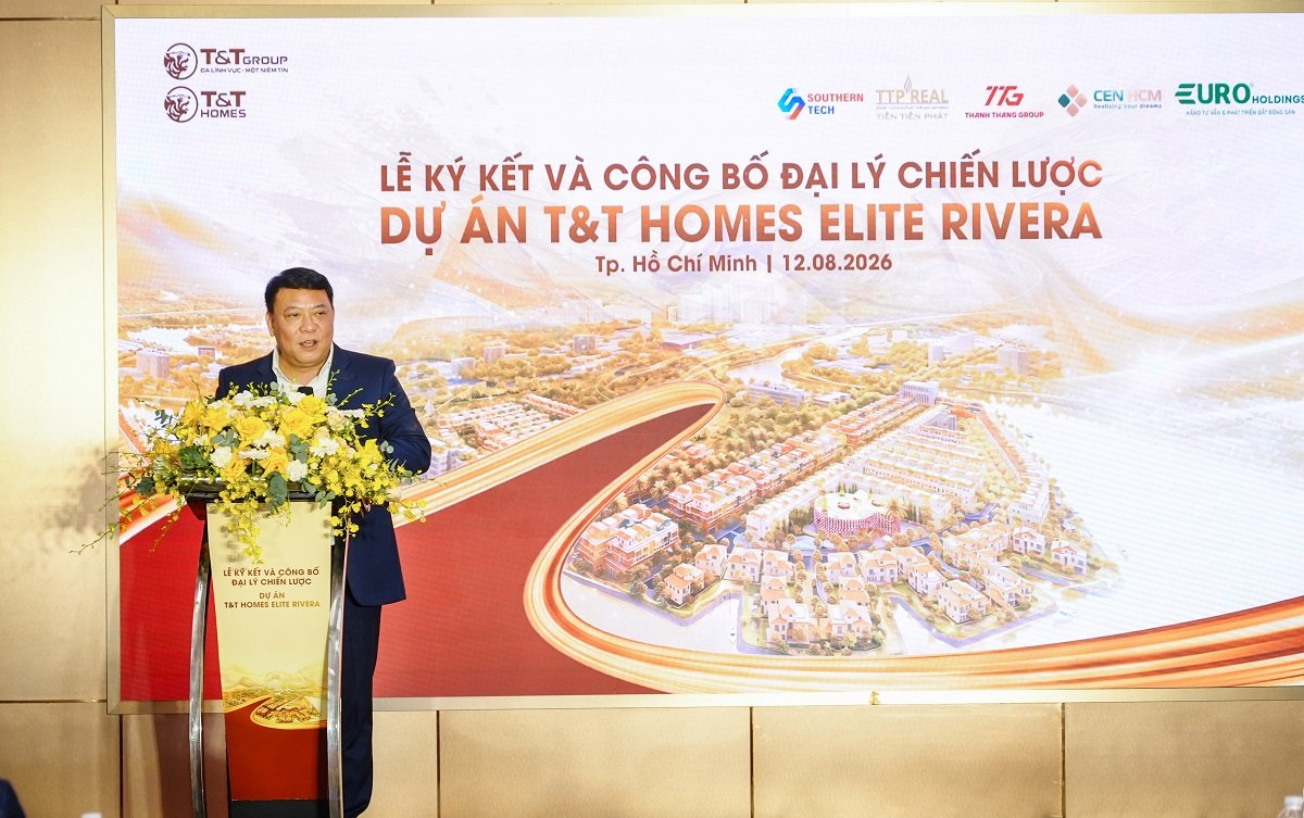 &Ocirc;ng Ho&agrave;ng Việt Cường, Tổng Gi&aacute;m đốc T&T Homes ph&aacute;t biểu tại lễ k&yacute; kết. (Ảnh: Anh Chiến)