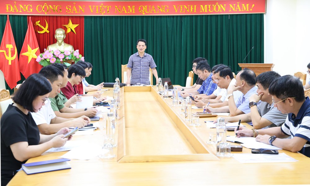 Các thành viên Ban tổ chức địa phương giải Cầu lông quốc tế “Li-Ning Vietnam Intenational Series 2026” họp bàn về công tác đăng cai tổ chức giải tại Bắc Ninh. Các thành viên Ban tổ chức địa phương giải Cầu lông quốc tế “Li-Ning Vietnam Intenational Series 2026” họp bàn về công tác đăng cai tổ chức giải tại Bắc Ninh.