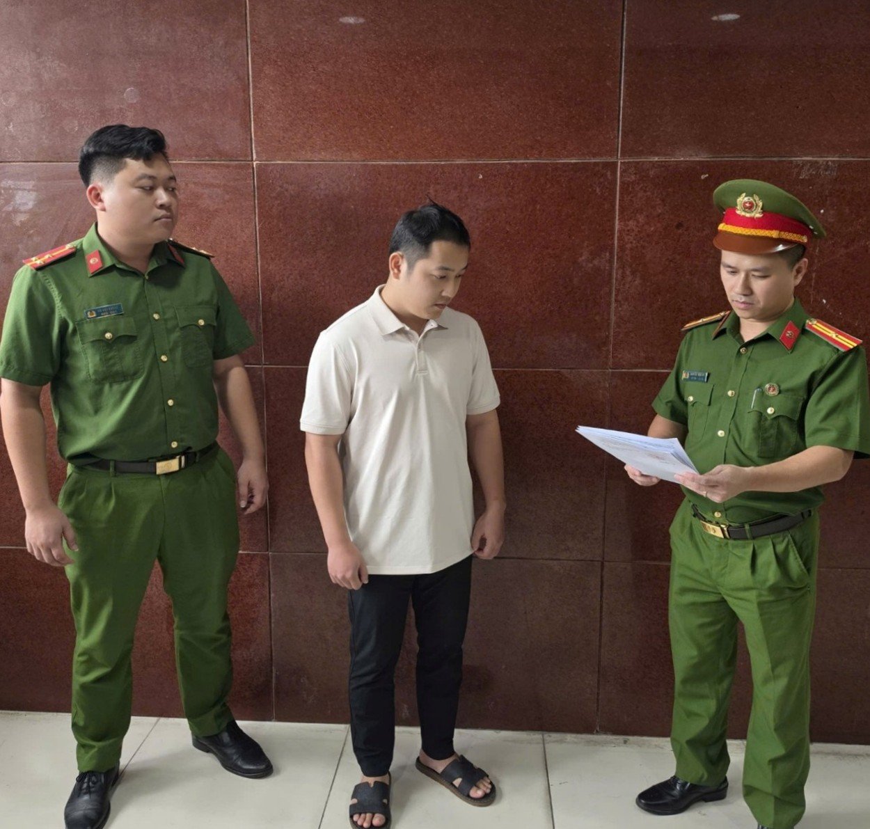 Khởi tố bị can Nguyễn Mạnh Cần về tội “Xâm phạm quyền tác giả, quyền liên quan” Khởi tố bị can Nguyễn Mạnh Cần về tội “Xâm phạm quyền tác giả, quyền liên quan”