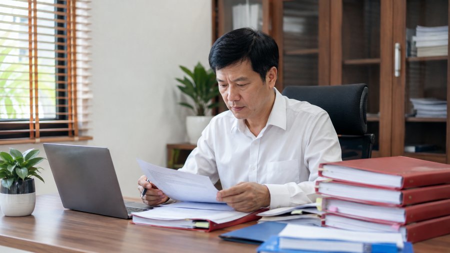Đối với UBND các xã, phường, Chủ tịch UBND tỉnh yêu cầu nâng cao trách nhiệm người đứng đầu trong tổ chức thi hành pháp luật tại cơ sở Đối với UBND các xã, phường, Chủ tịch UBND tỉnh yêu cầu nâng cao trách nhiệm người đứng đầu trong tổ chức thi hành pháp luật tại cơ sở