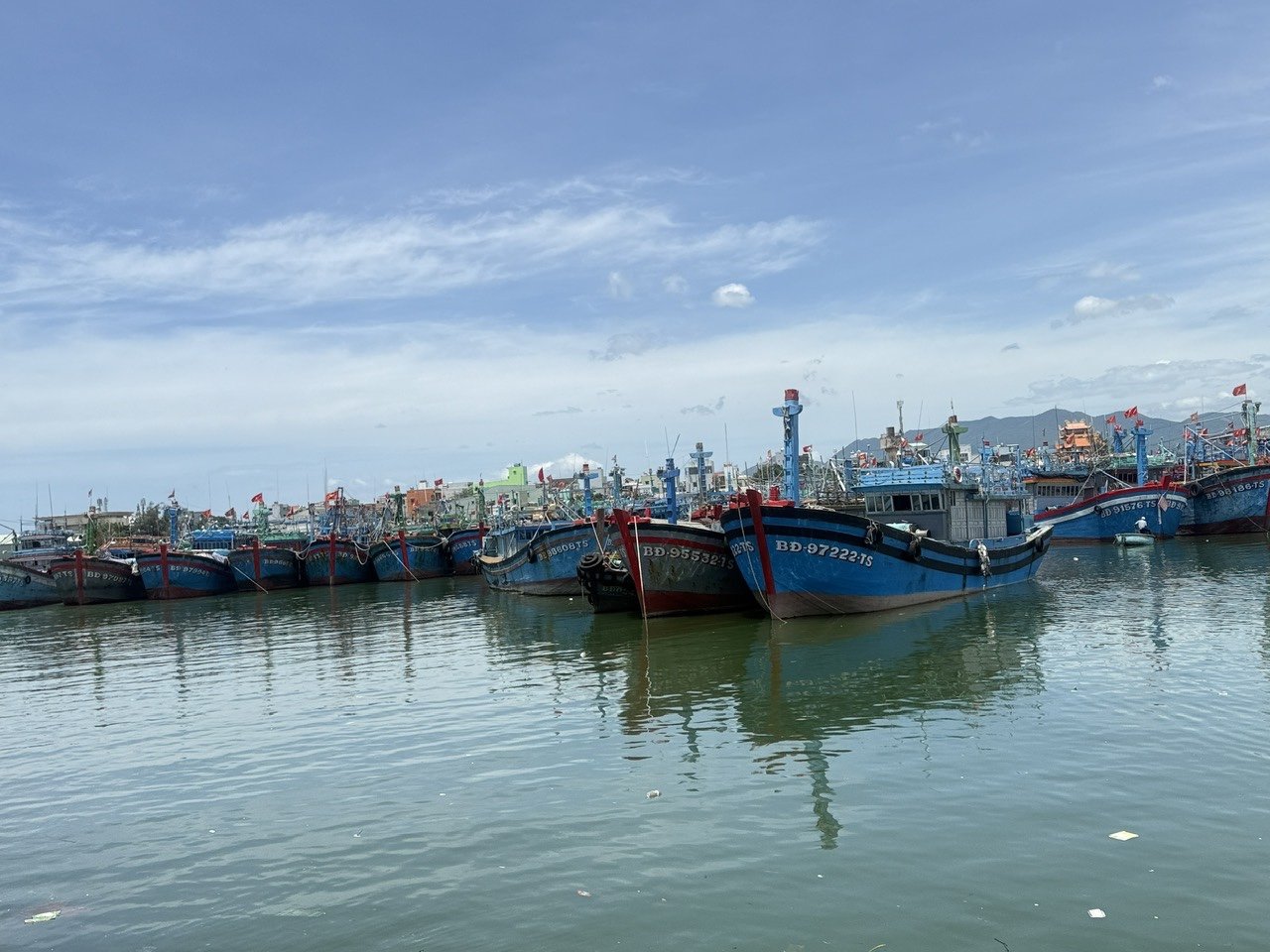 Siết quản l&yacute; đội t&agrave;u, xử l&yacute; dứt điểm vi phạm để gỡ &ldquo;thẻ v&agrave;ng&rdquo; IUU