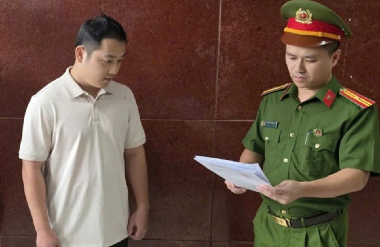 Nguyễn Mạnh Cần tại cơ quan công an. (Ảnh: CACC) Nguyễn Mạnh Cần tại cơ quan công an. (Ảnh: CACC)