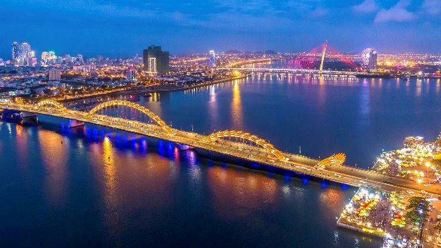 Đ&agrave; Nẵng chuyển dịch từ m&ocirc; h&igrave;nh đ&ocirc; thị biển vịnh kh&eacute;p k&iacute;n sang kh&ocirc;ng gian sinh th&aacute;i quy m&ocirc; lớn.