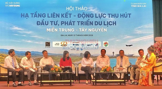 Quang cảnh phi&ecirc;n Thảo luận. Ảnh: Viết Hiền